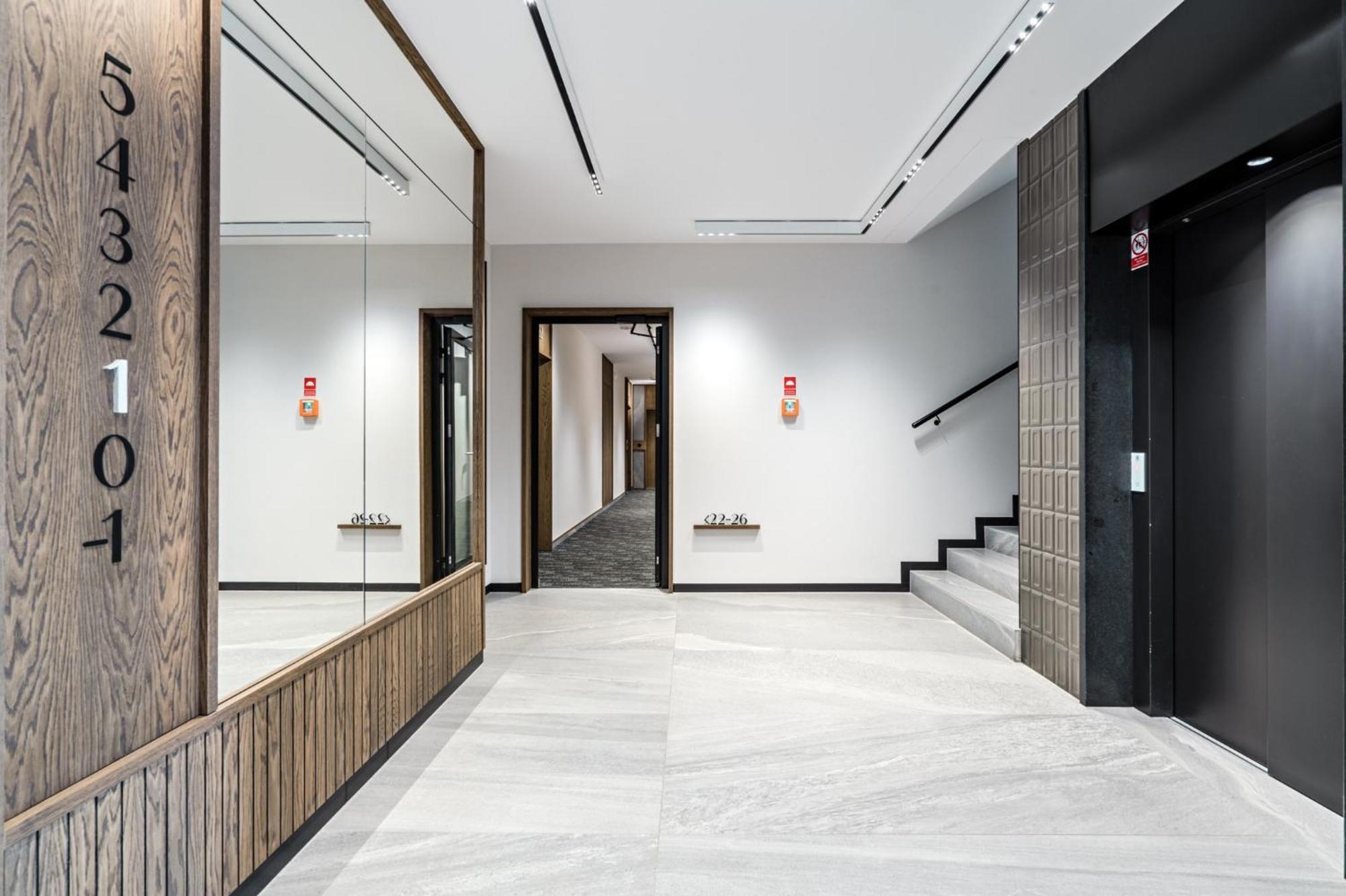 Scala 60K City Center Apartments With Parking By Lion Apartments Gdansk Exterior photo